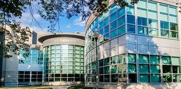 引領人工智能教育的馬薩諸塞大學阿姆斯特校區商業管理